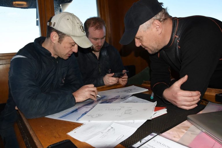 Advanced diving expeditions and instruction